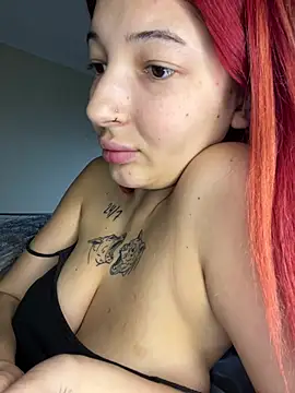 Nyvera Chat XXX live