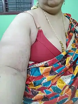 แชท XXX สดของ Tamil-mayasri