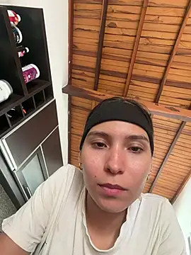 Chatroom XXX en direct de velvetluna_