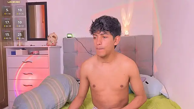 teobuffn Live XXX chat