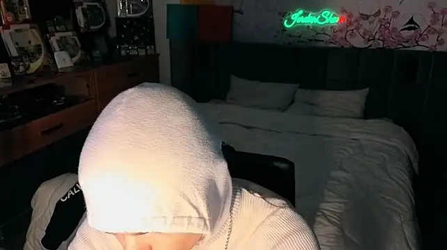 JordanShow: онлайн-секс-чат