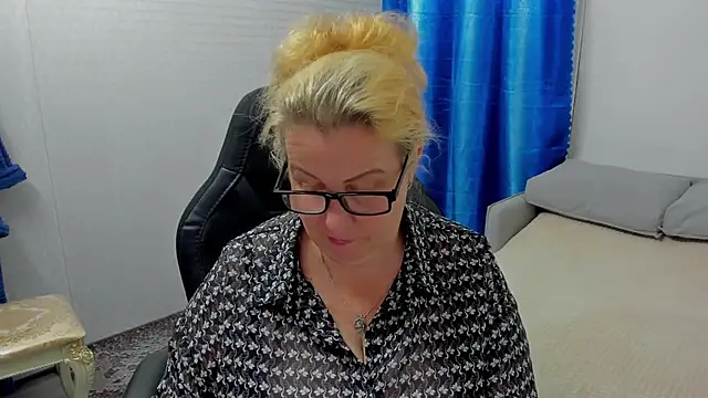 Živý XXX chat Frau_Marta