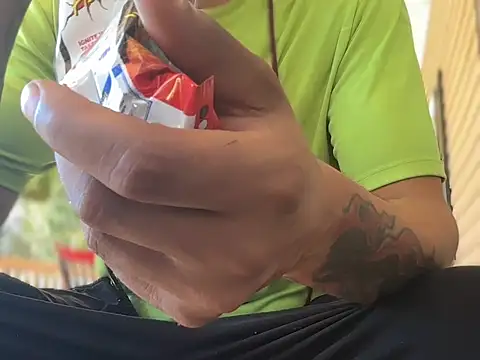 Živý XXX chat ThrowedWorldWide