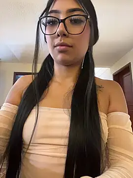 XXX chat uživo modela chanell_ec