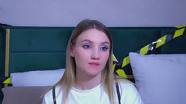 StacyEvances' Live XXX Chat