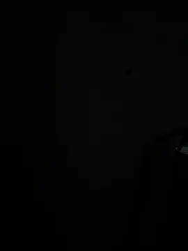 jaynoi: διαδικτυακό σόου στην κάμερα