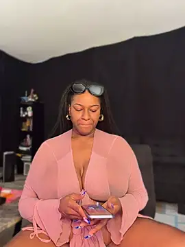 Czat XXX na żywo – GirthGoddessCoco