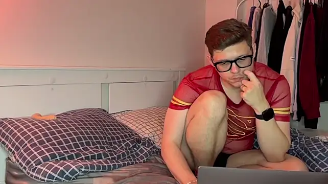 daniel-below élő XXX-chatje