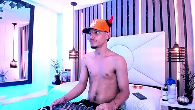 Онлайн чат XXX Camilo_Contreras1