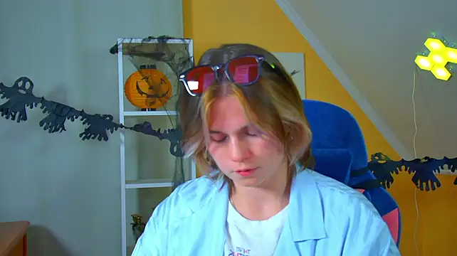 แชท XXX สดของ AliceAllard