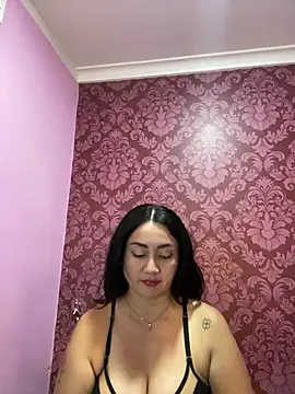 แชท XXX สดของ juliana_diaz