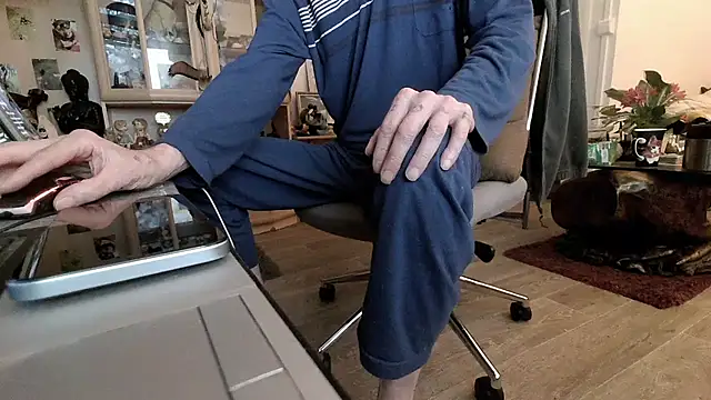 peter9744 Webcam Show