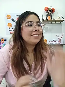 Sofia_Honey1's Live XXX Chat
