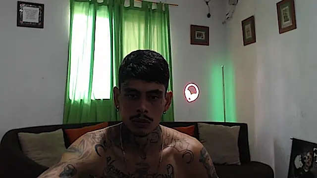 alpha_zom Live XXX-Chat