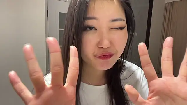 EffieCupples' Offline XXX Chat