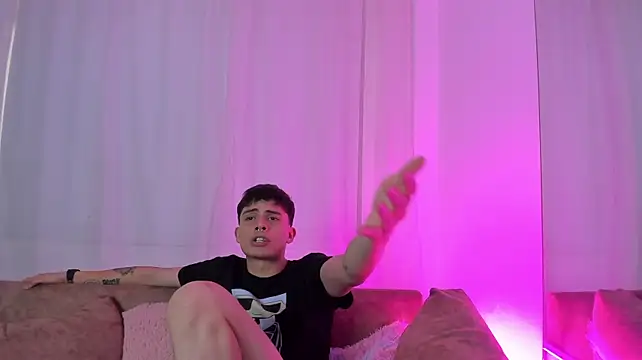 UmeJackson XXX чат на живо