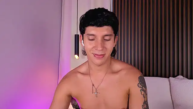 JacoboSwam Show in webcam