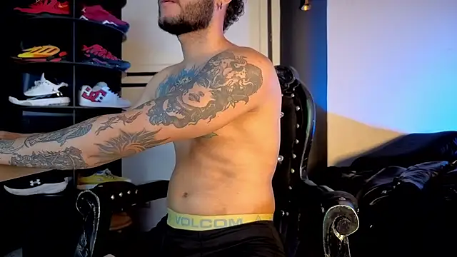 Chat XXX ao vivo de Tadeo_Prieto_
