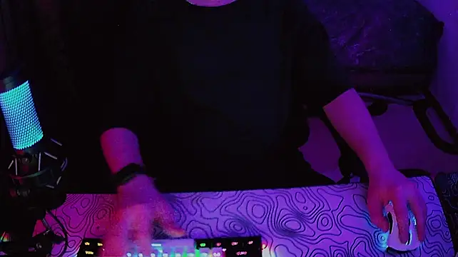  Онлайн чат XXX fame_bc