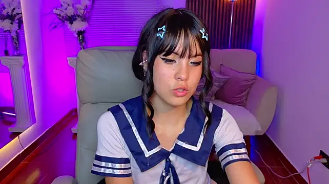 Živý XXX chat dahlia_grey