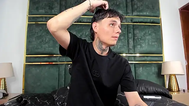 XXX chat uživo modela JackGriffin_