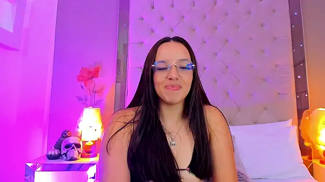 Chat XXX en directo de ValkyriaSteel