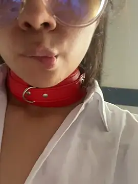 YumiGummy's Live XXX Chat