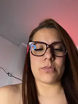 Živý XXX chat MelissaPrettyMilf