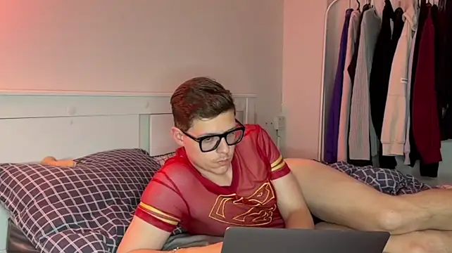 Chat +18 de daniel-below ao vivo