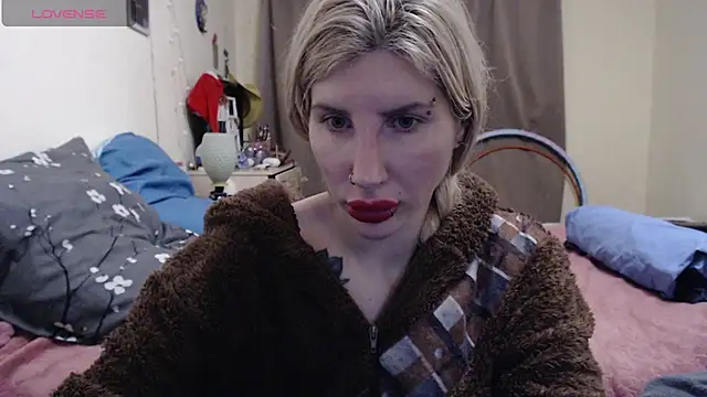 XXX chat uživo modela BLACKPeonyy