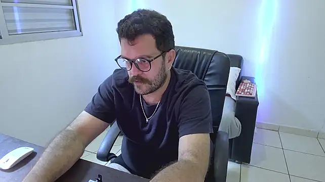 Онлайн чат XXX BadDaddyBrasil