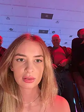EvieEvans élő XXX-chatje