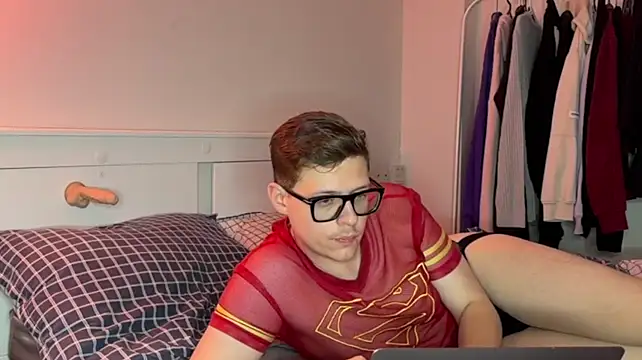 Chat +18 de daniel-below ao vivo