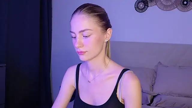 GabriellaOlsen's Live XXX Chat