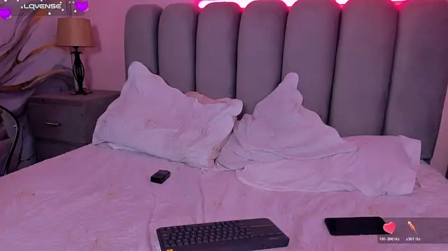 BellaAndDominick Live XXX-Chat