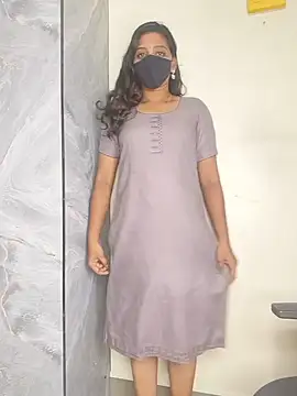 Živý XXX chat Tamil_Lovely_Cindrellaa