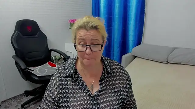 Živý XXX chat Frau_Marta