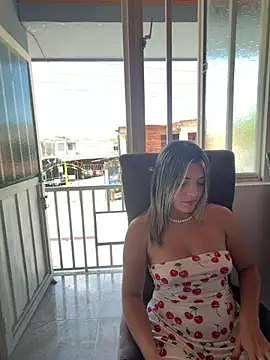 Chat XXX en directo de Sarita-candy