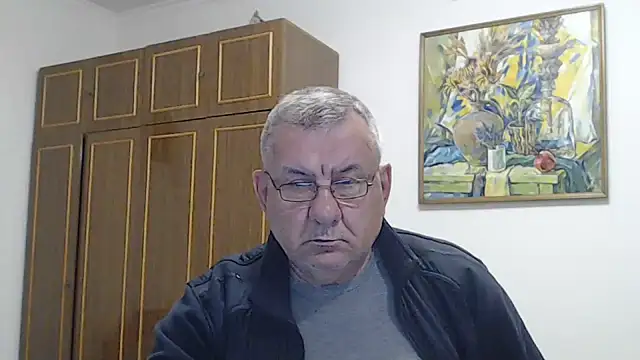 Онлайн чат XXX machomale3