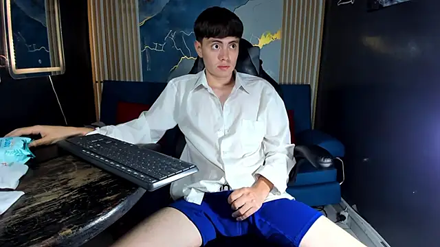 Brian_Montes Live XXX-Chat