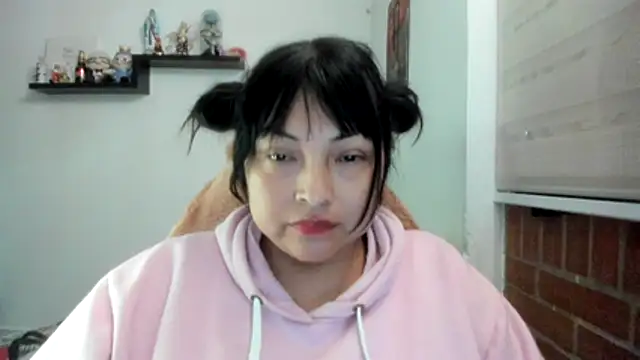 Czat XXX na żywo – Shaddycute_