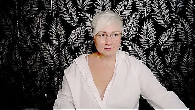 Chatroom XXX en direct de Olivia_playful