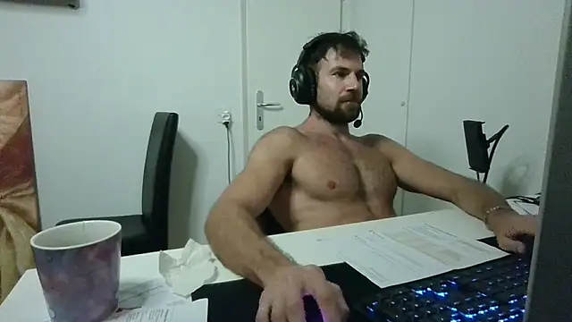 alpha-hunk Live XXX-Chat