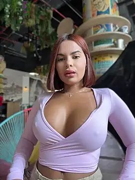 Irina_Velvett Chat XXX in diretta
