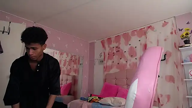 Santy_bigcock_01 Pertunjukan Webcam