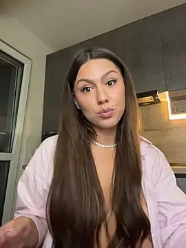 Mara_Kay Adlı Modelin Canlı XXX Sohbeti