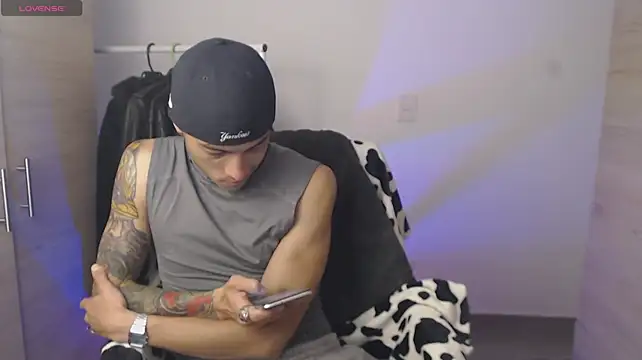 Chat +18 de chomelo6 ao vivo