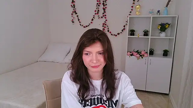 OwlEva's Live XXX Chat