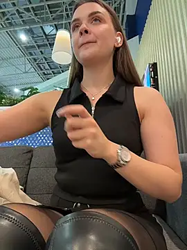 Chat +18 de KristiRich ao vivo