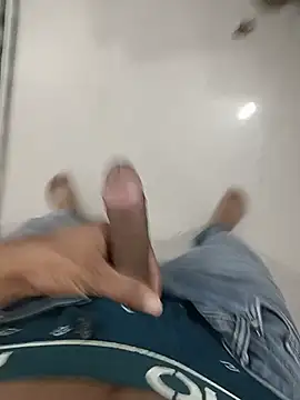 Rocky-badboy_cum4me Webcam Show